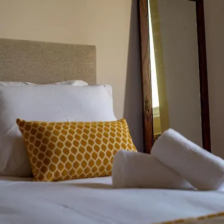 Altocanto Guest house *